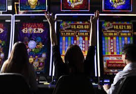 Wild West Gold slot game interface showing reels and paytable on juraganslot88
